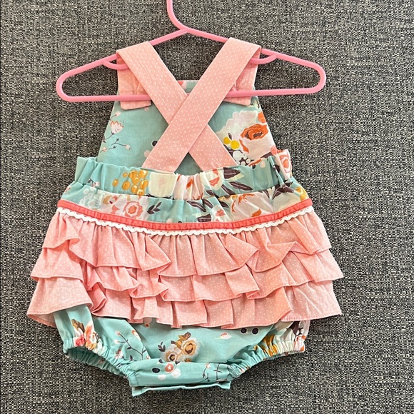 Ric Rac and Ruffles NWOT - Picture 2 of 3